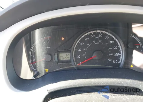 2011 Toyota Sienna Le V6 z USA, uszkodzony, nr VIN 5TDKK3DC2BS173107